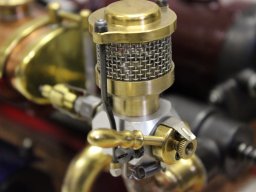 Bärenz Fertiger Motor